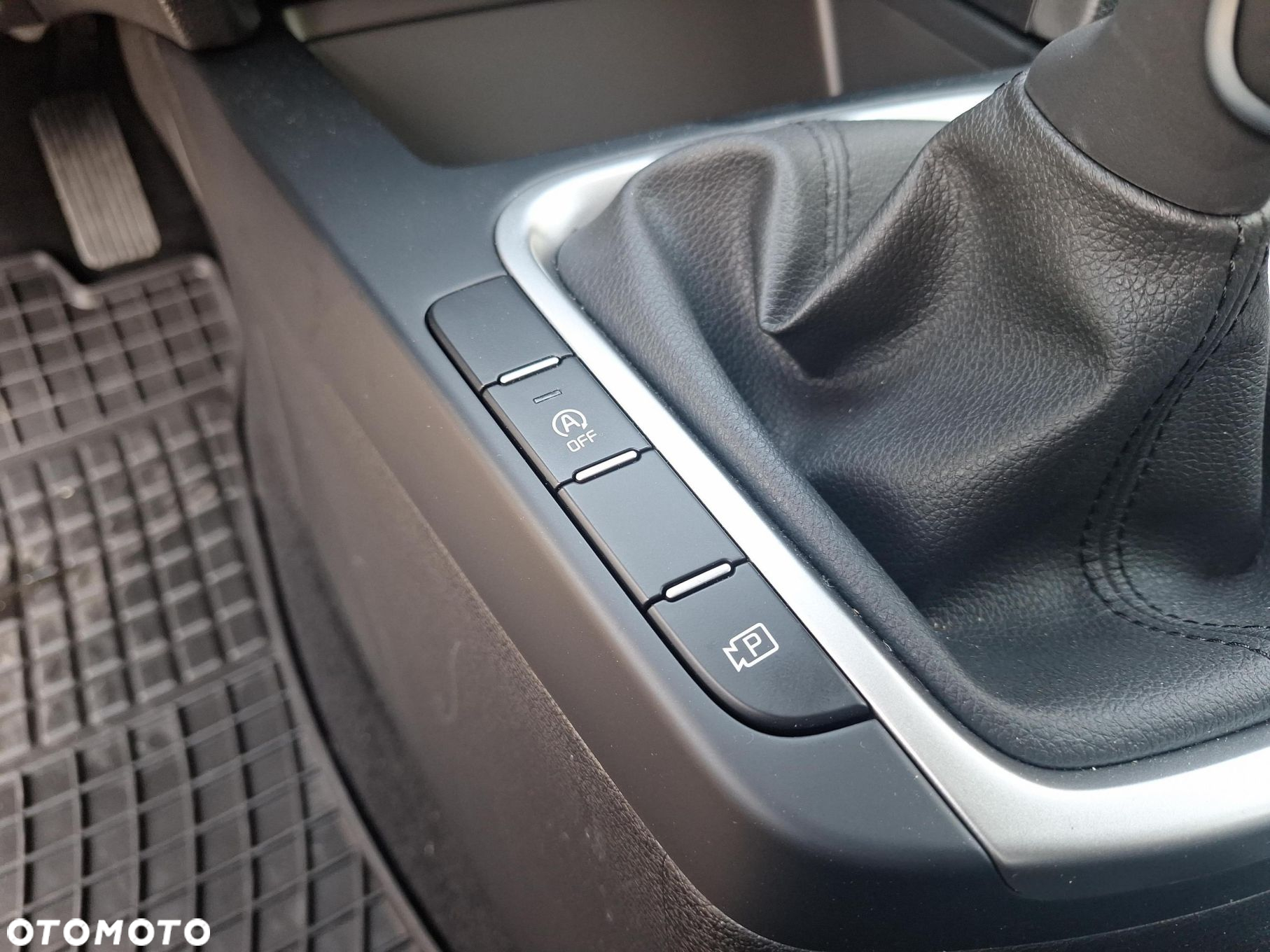 Kia Ceed 1.5 T-GDI M - 18