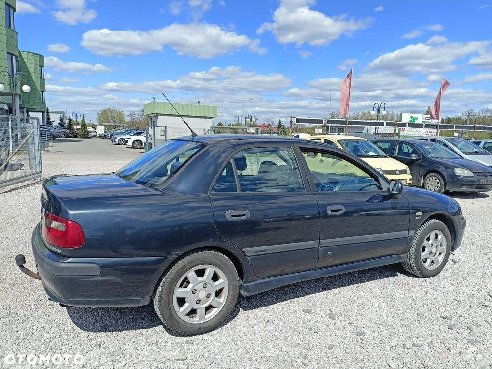 Mitsubishi Carisma - 4
