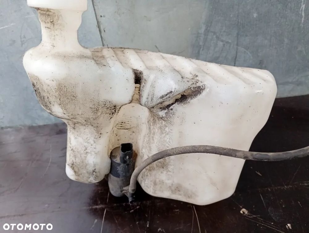 zbiorniczek spryskiwaczy pompka master iii nv400 movano b 2010-2019 2891000023r - 3