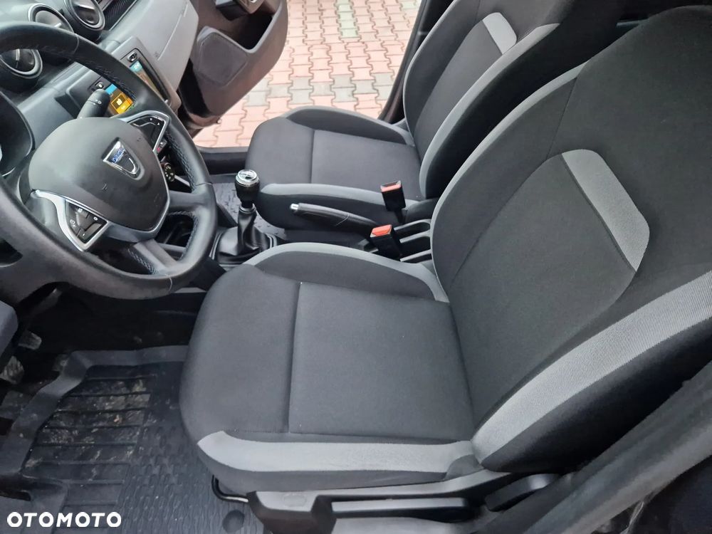 Dacia Duster 1.6 SCe Open S&S - 19