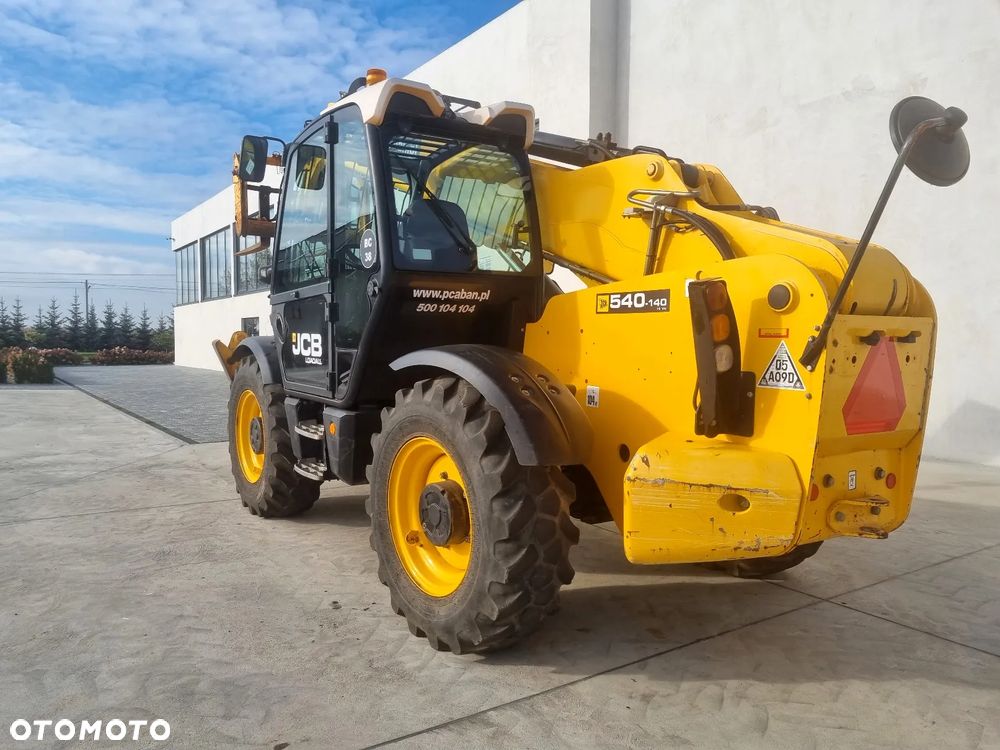 JCB 540-140 jak Manitou MT 1440 BC38 - 11