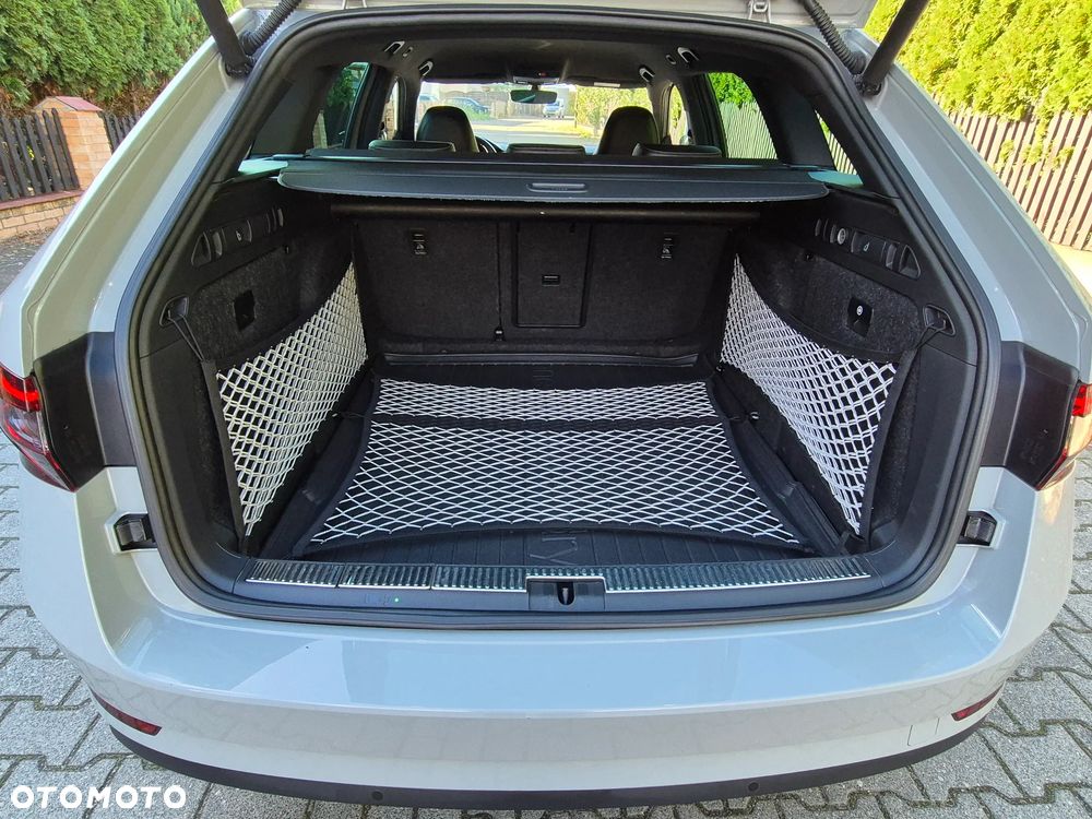 Skoda Superb 2.0 TDI 4x4 Sportline DSG - 20