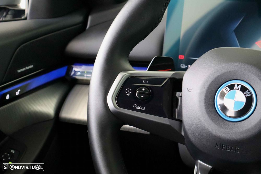 BMW i5 eDrive40 Pack Desportivo M - 21