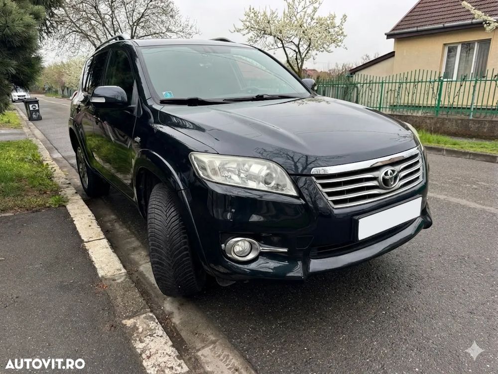 Toyota RAV4 2.2 D-4D 4x4 Automatik Executive - 3