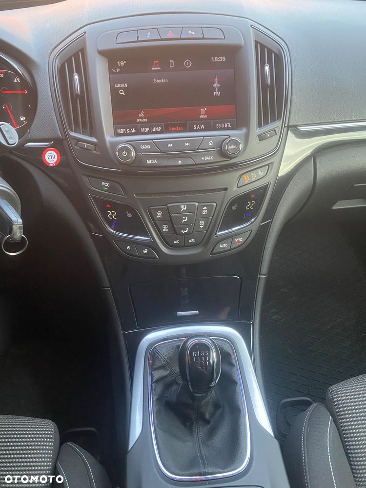Opel Insignia - 15