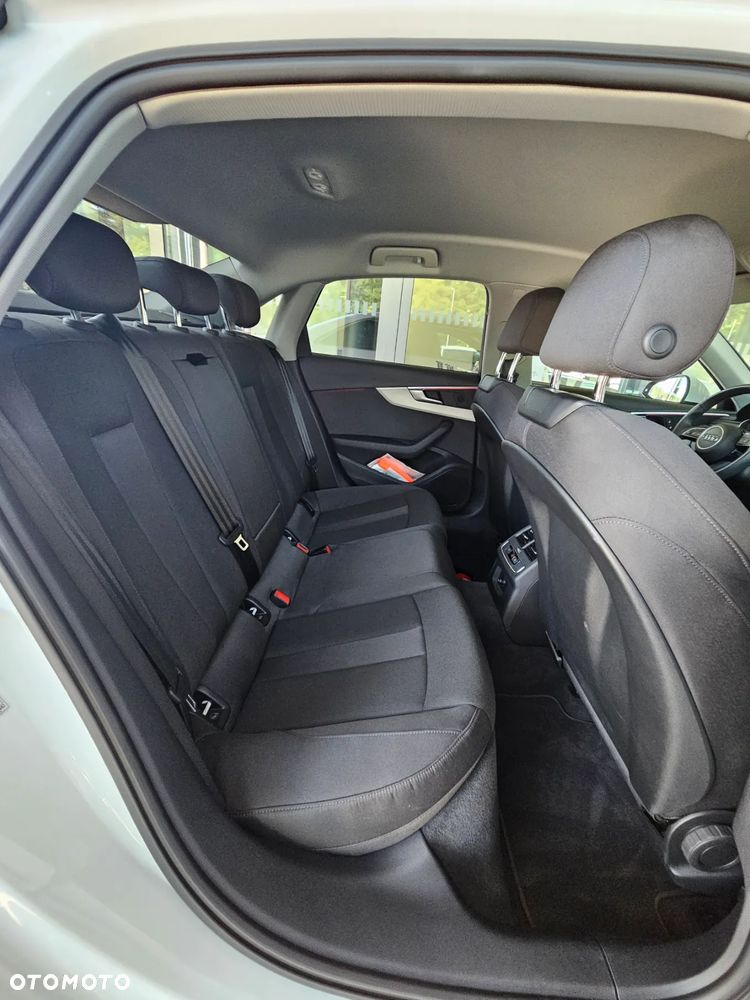 Audi A4 40 TDI Quattro Advanced S tronic - 29