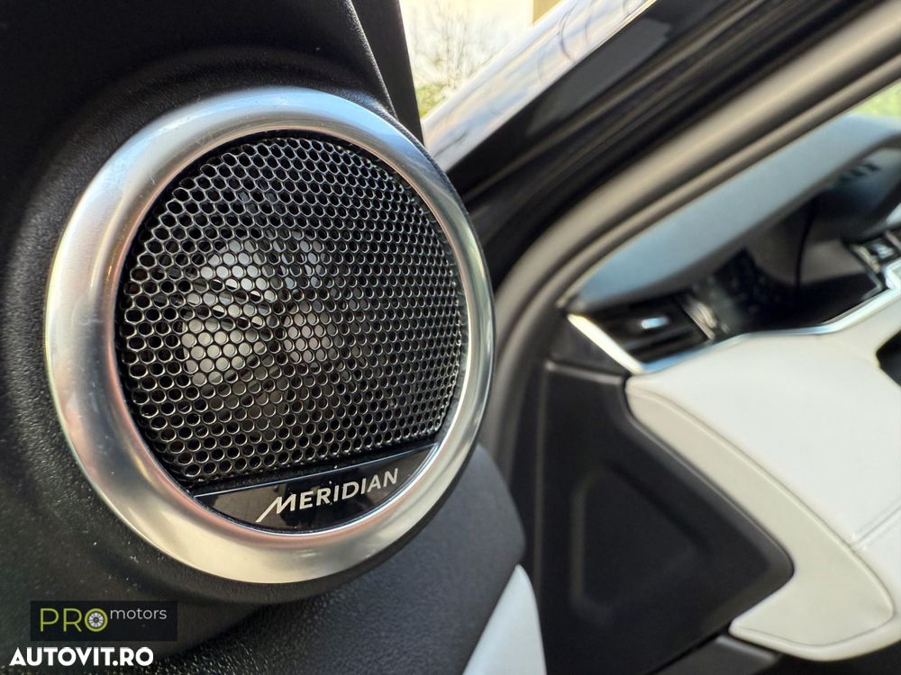 Land Rover Range Rover Evoque - 17