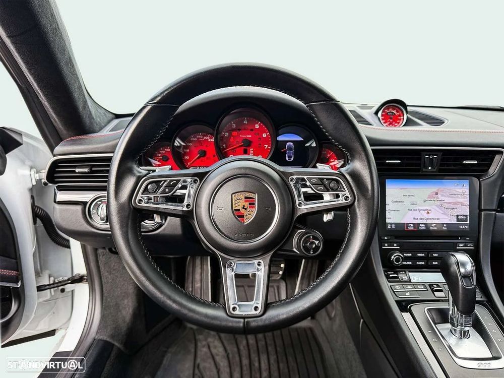 Porsche 911 Série F - 9