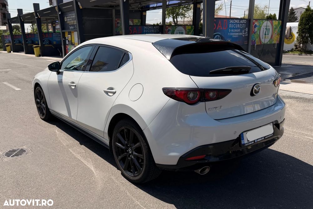 MAZDA 3 2025 — imagine 4