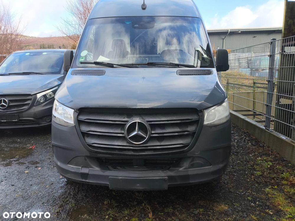 Mercedes-Benz sprinter - 2