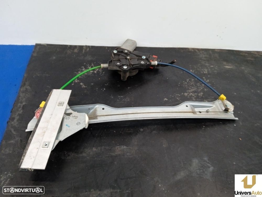 ELEVADOR DE VIDRO FRONTAL DIREITO OPEL CORSA D 2008 -13188491 - 2