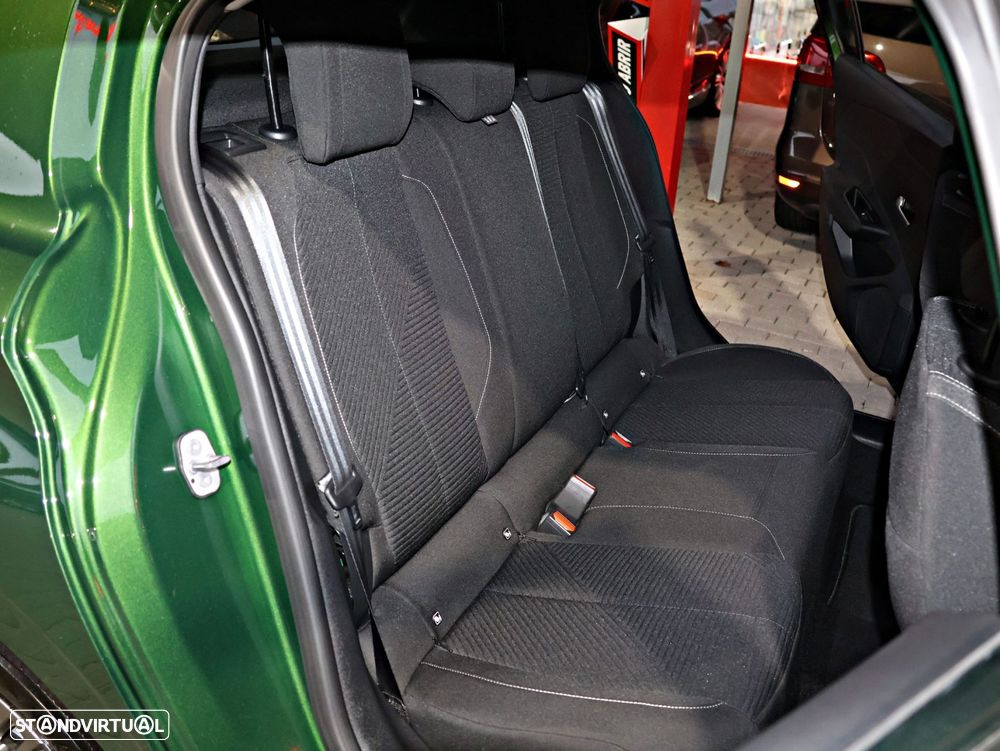 Peugeot 308 1.2 PureTech Active Pack - 31