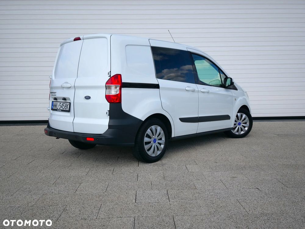 Ford Transit Courier Basis - 9