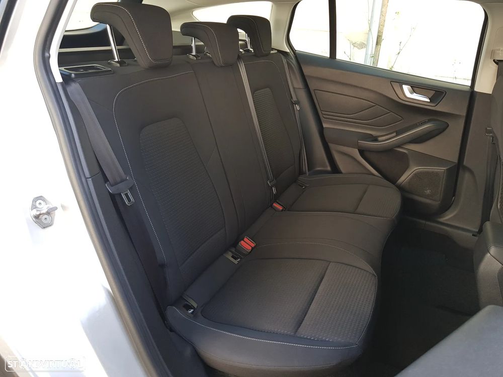 Ford Focus SW 1.5 TDCi Titanium - 42