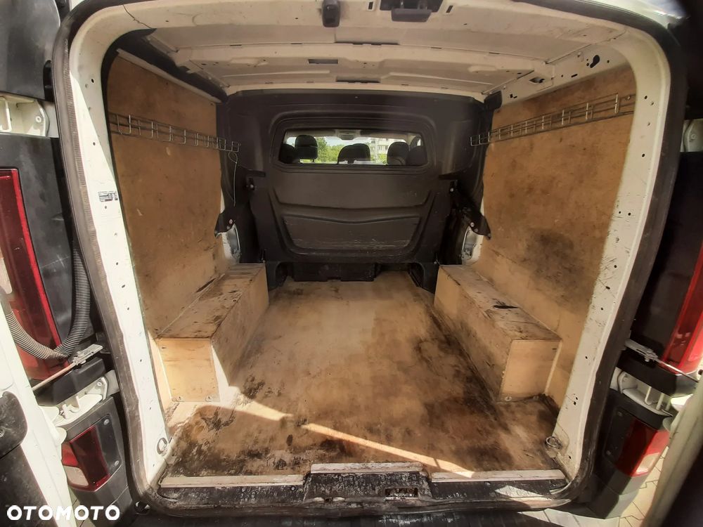 Renault Trafic - 19