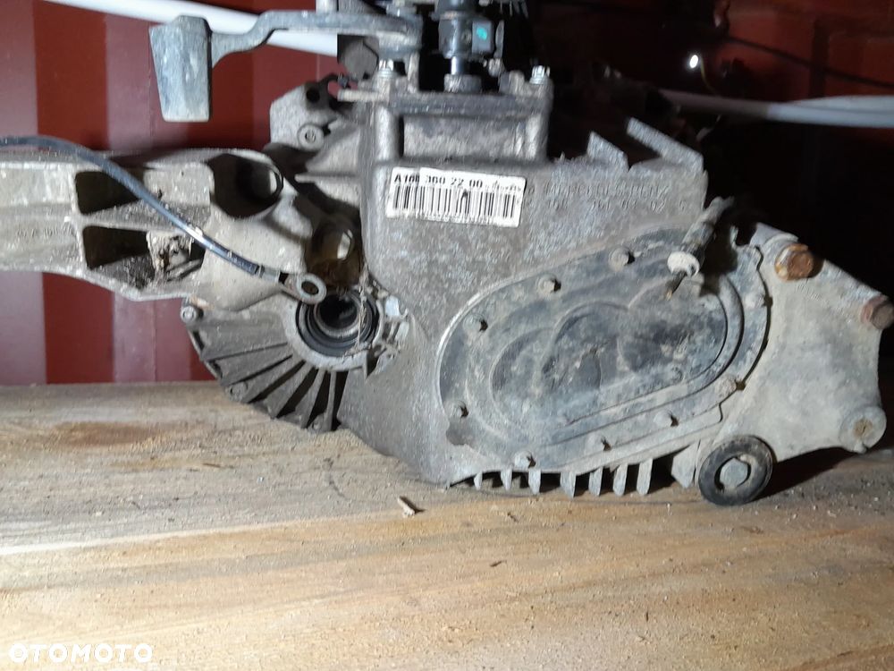 MERCEDES W168 SKRZYNIA BIEGÓW MANUALNA OZNACZENIE: R1683610302 - 2