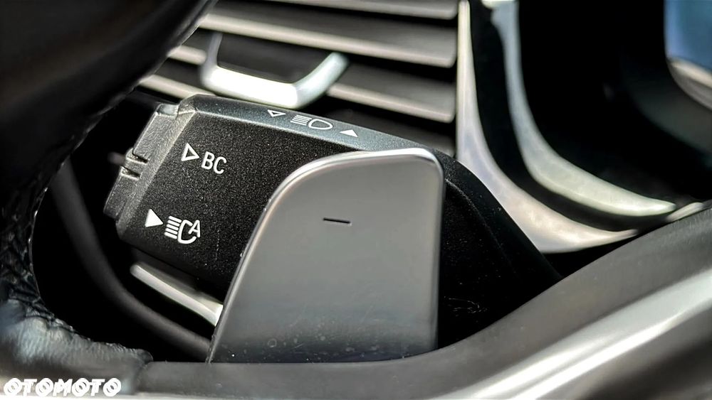 BMW Seria 5 530e iPerformance GPF M Sport sport - 16