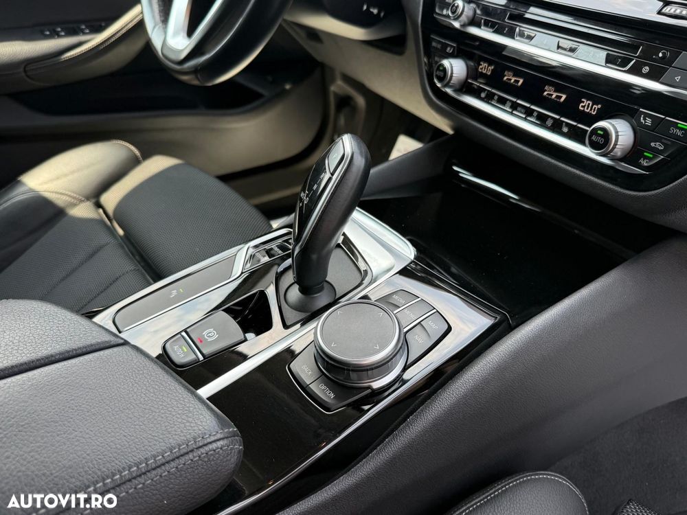 BMW Seria 5 520d AT MHEV - 25
