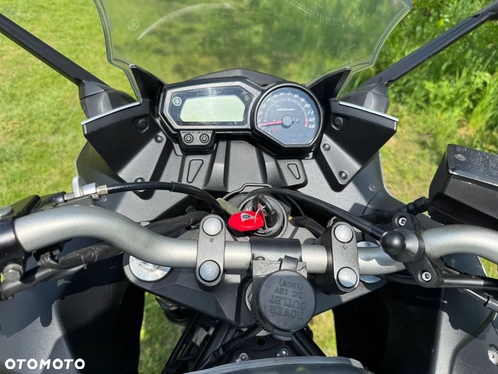 Yamaha XJ - 26