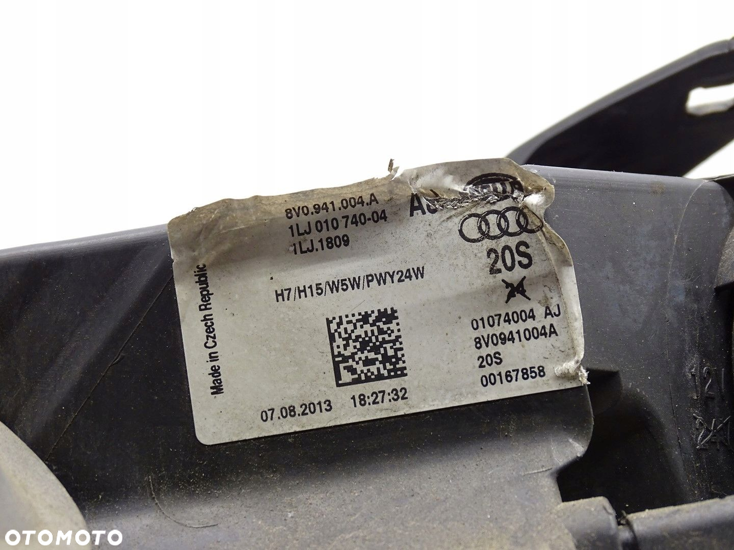LAMPA PRAWA PRAWY PRZÓD PRZEDNA AUDI A3 8V HB / SB 8V0941004A - 7