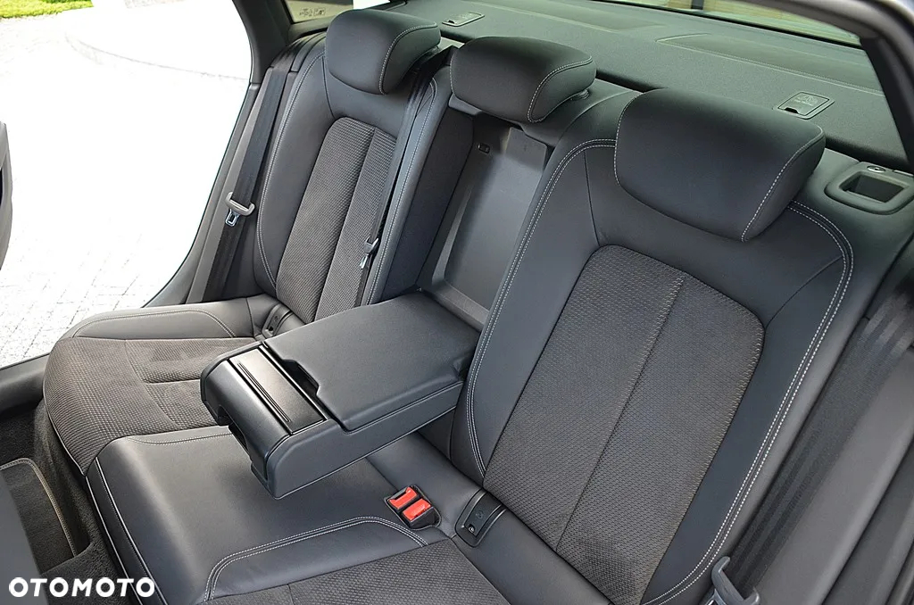Audi A6 - 25