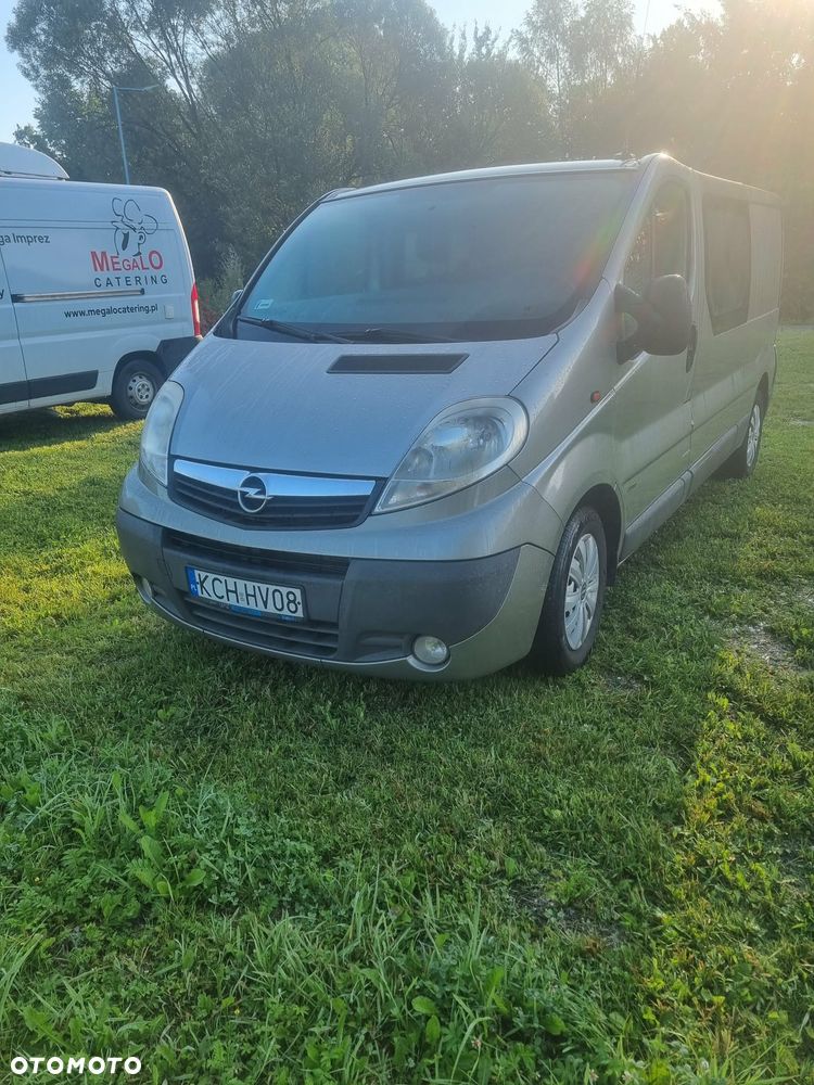 Opel Vivaro - 1
