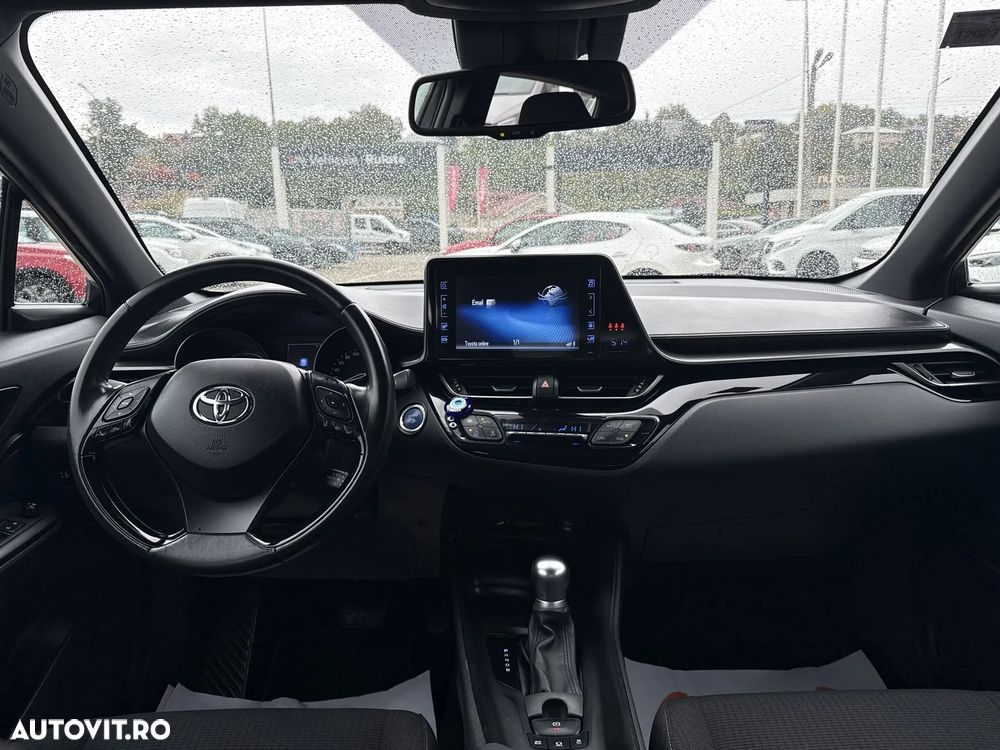 Toyota C-HR 1.8 HSD 4x2 CVT C-enter - 10