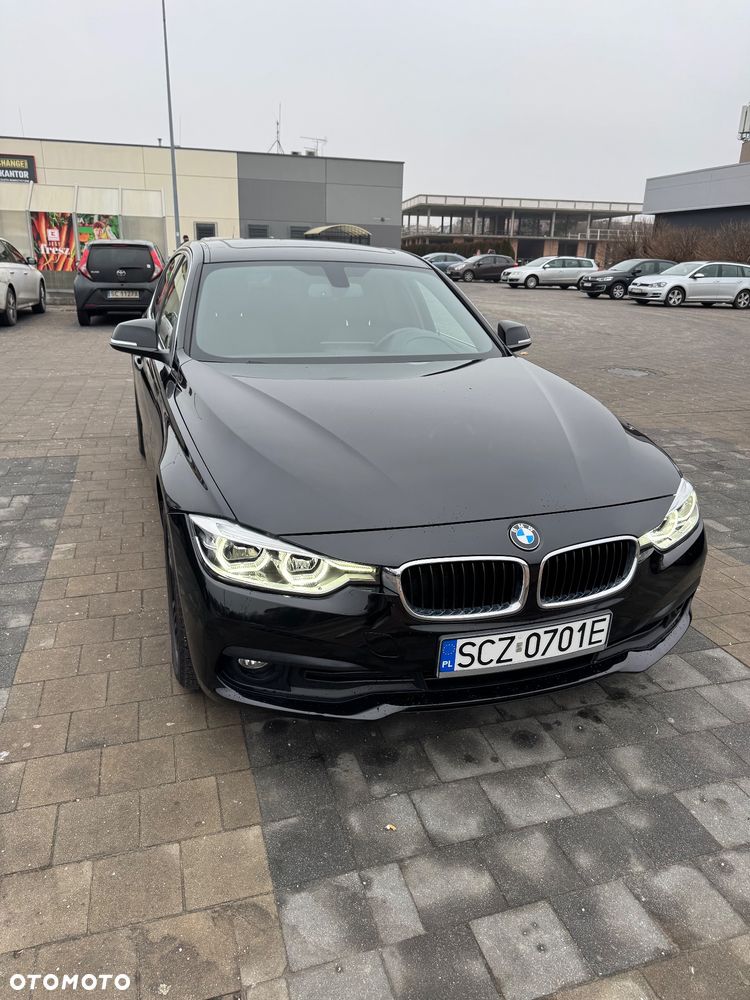 BMW Seria 3 330i xDrive Edition Luxury Line Purity - 29