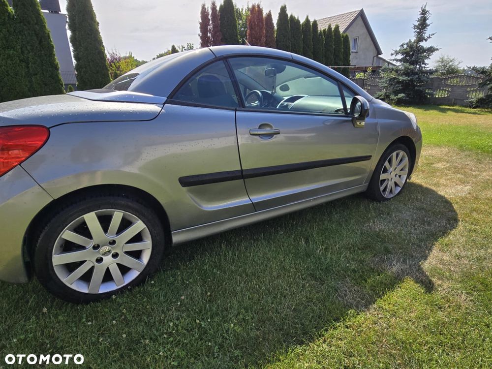Peugeot 207 CC 1.6 Intense - 4