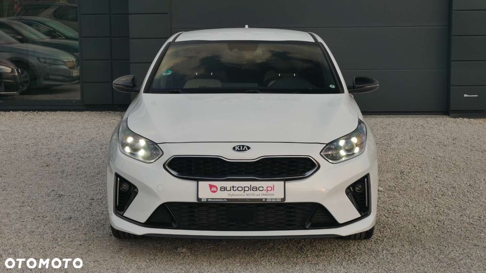 Kia ProCeed - 4