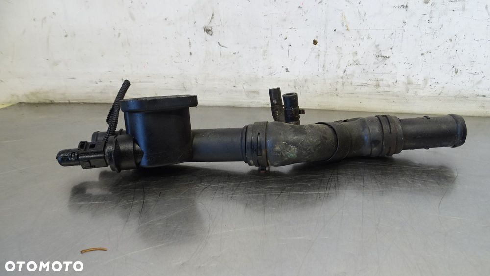 OBUDOWA TERMOSTATU VOLKSWAGEN TOURAN I 2.0 - 2