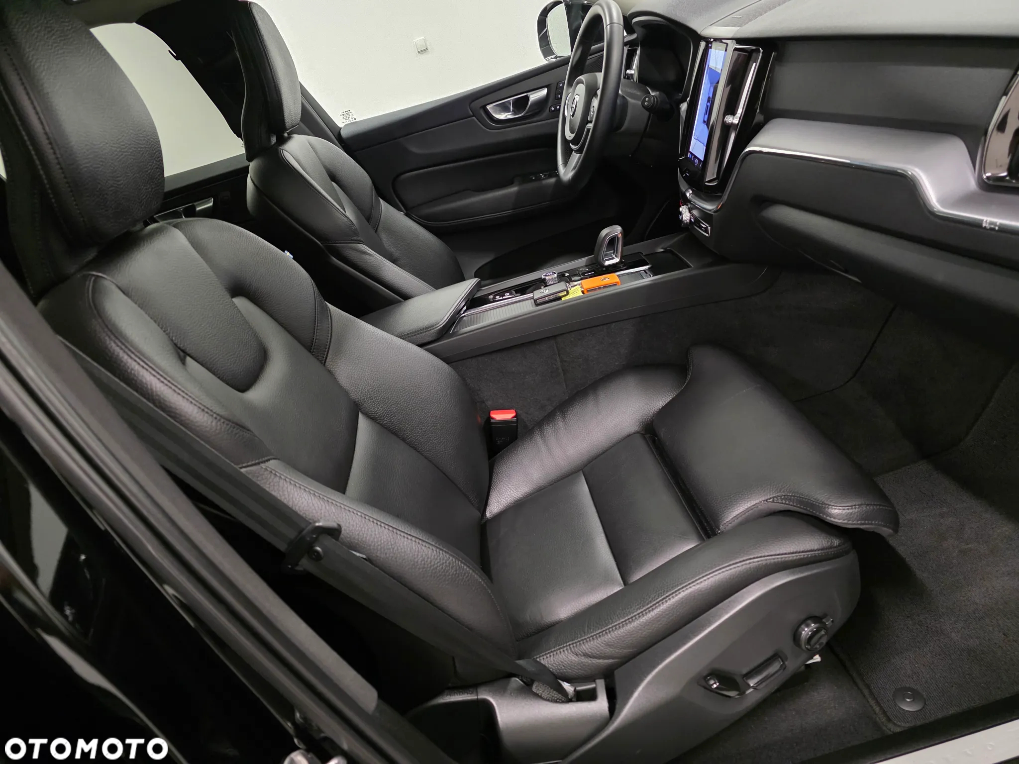 Volvo XC 60 B4 D Geartronic Inscription - 16
