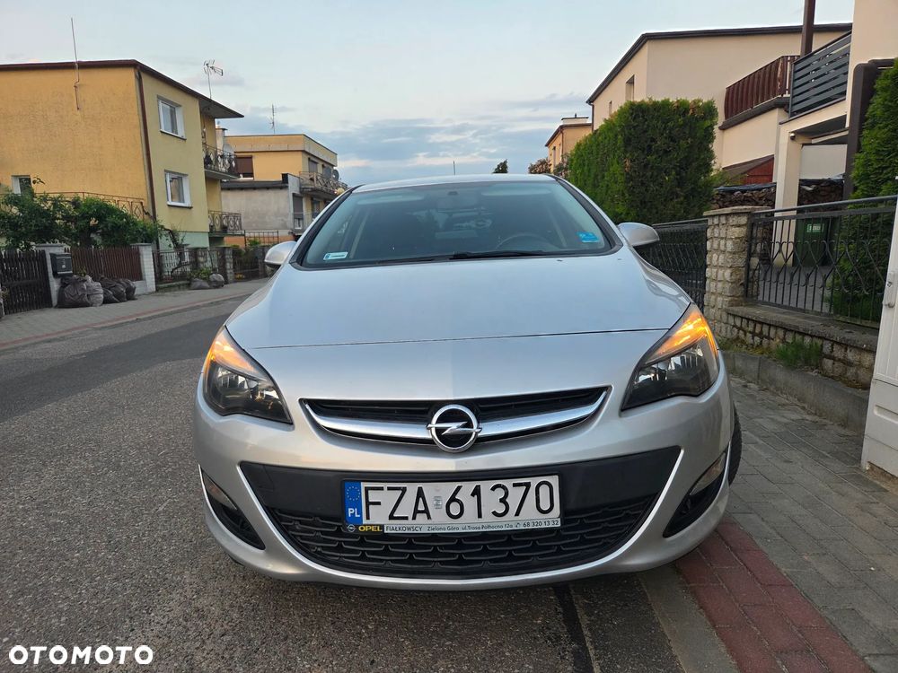 Opel Astra - 2