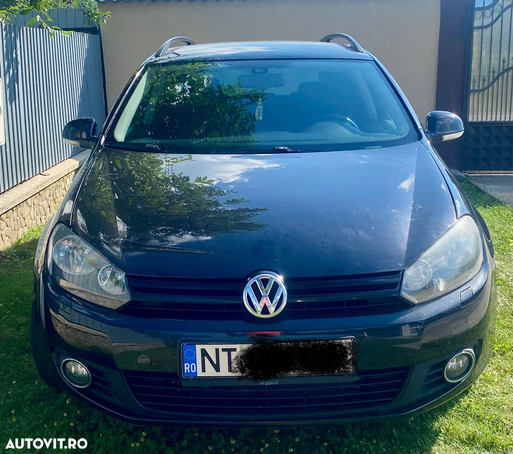 Volkswagen Golf - 1