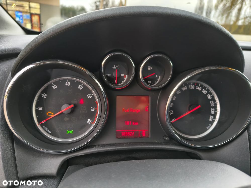 Opel Astra 1.4 Turbo - 10