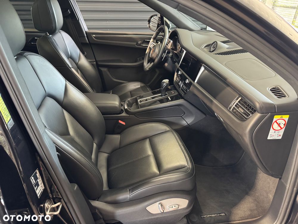 Porsche Macan Standard - 15