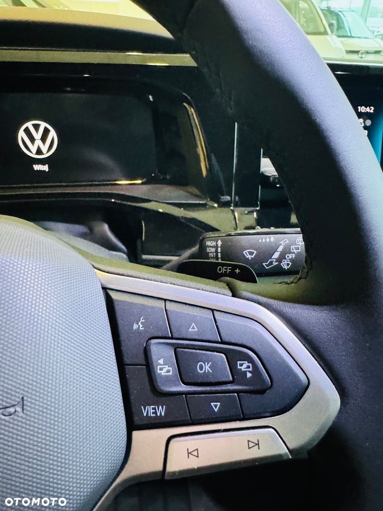 Volkswagen Multivan - 14