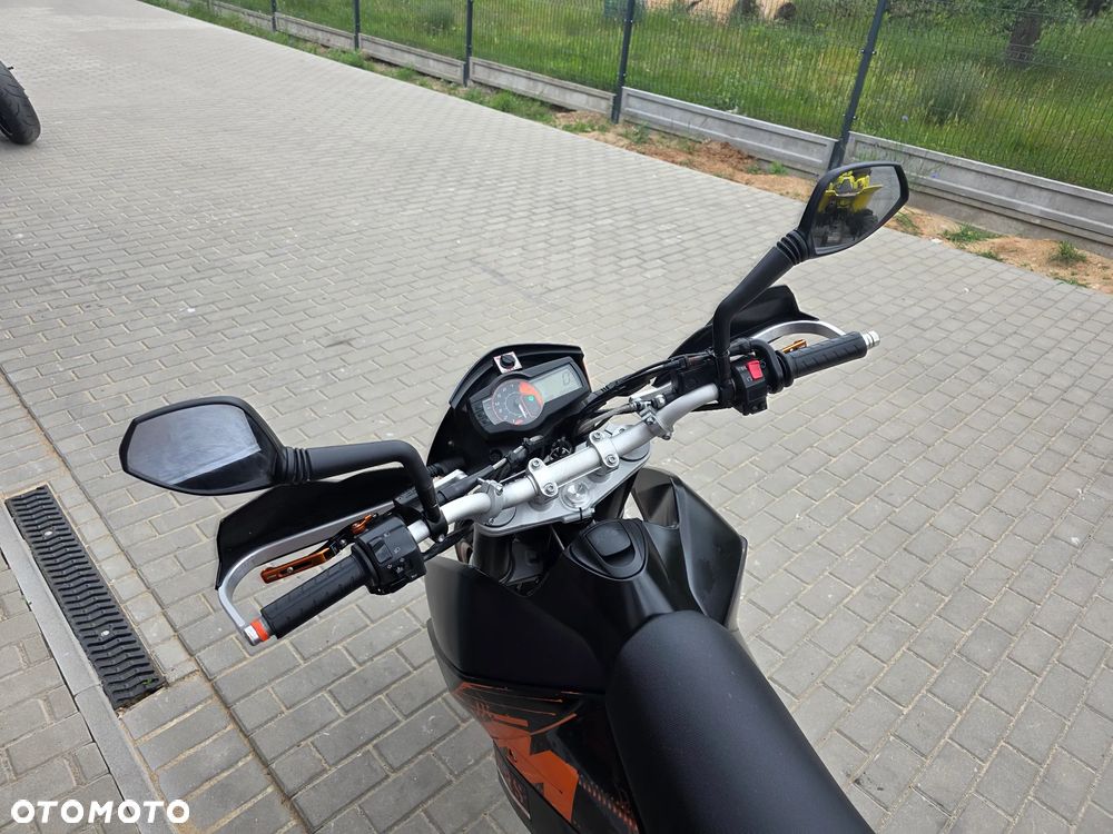 KTM SMC 690 - 32