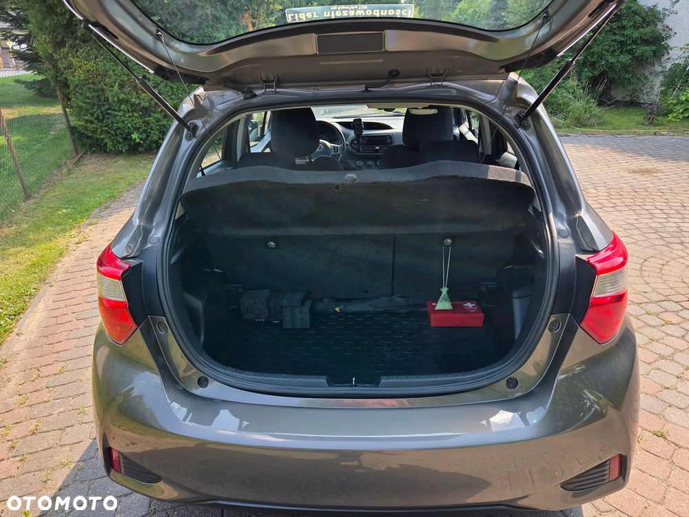 Toyota Yaris 1.5 Active - 12