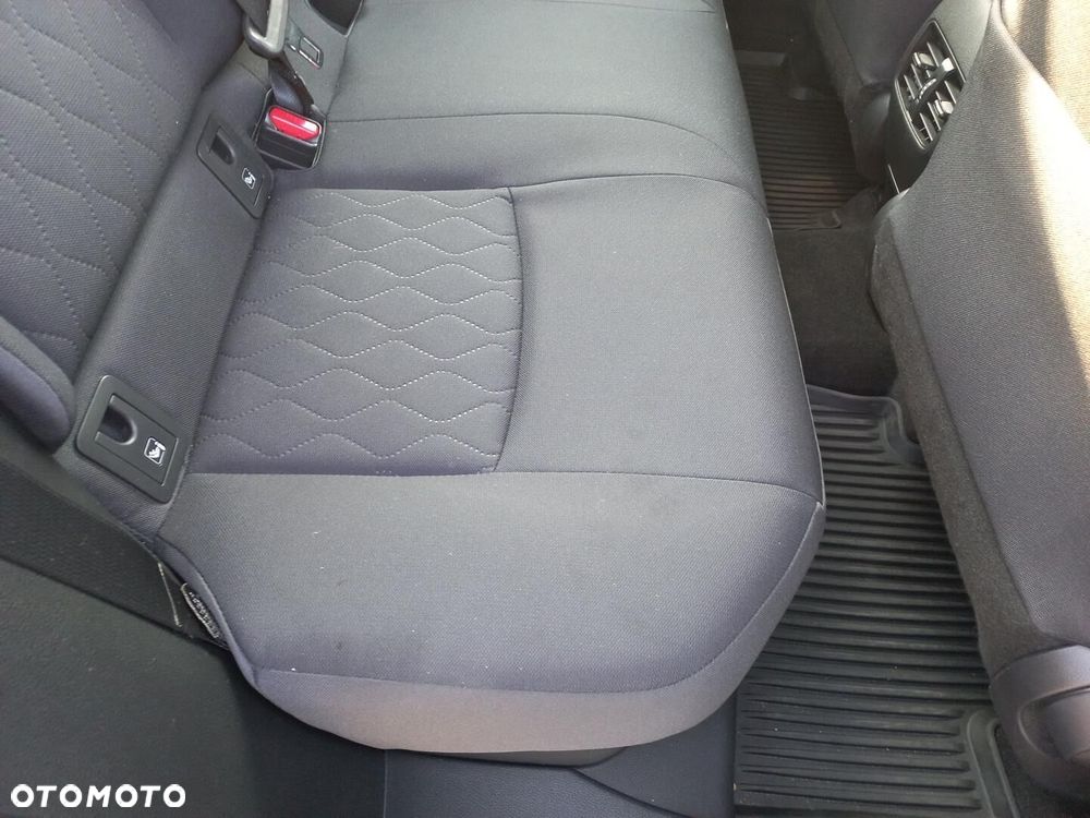 Toyota Corolla Cross 2.0 Hybrid Comfort - 11