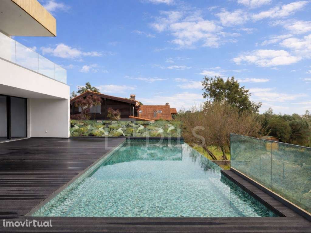 Moradia T5+3 com piscina, jardim e garagem em Cascais - Grande imagem: 2/60