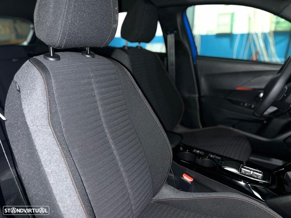 Peugeot e-2008 50 kWh Active Pack - 9