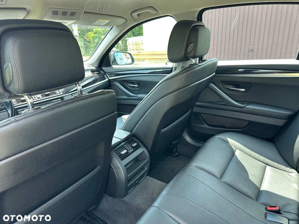 BMW Seria 5 520d Modern Line - 20
