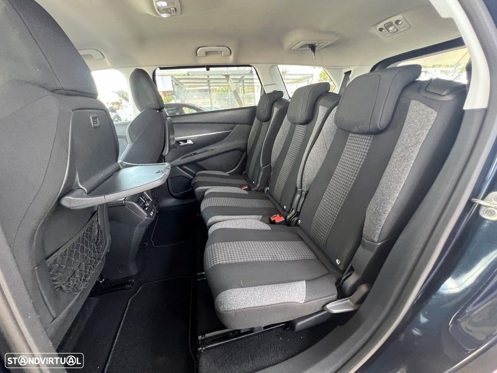 Peugeot 5008 1.6 HDi Allure J17 - 20