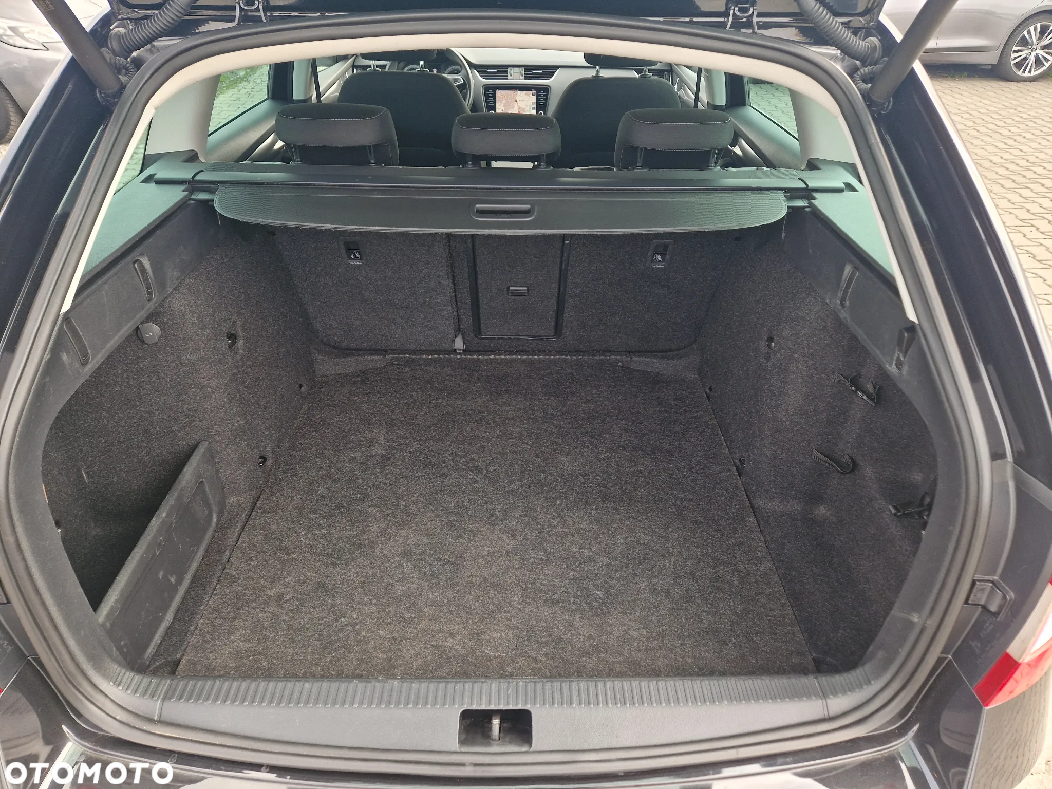 Skoda Octavia Combi 1.5 TSI ACT DSG Ambition - 8