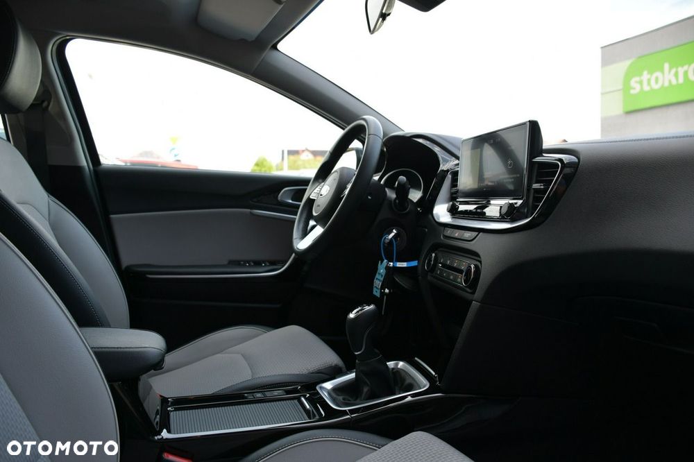 Kia XCeed 1.0 T-GDI L - 22