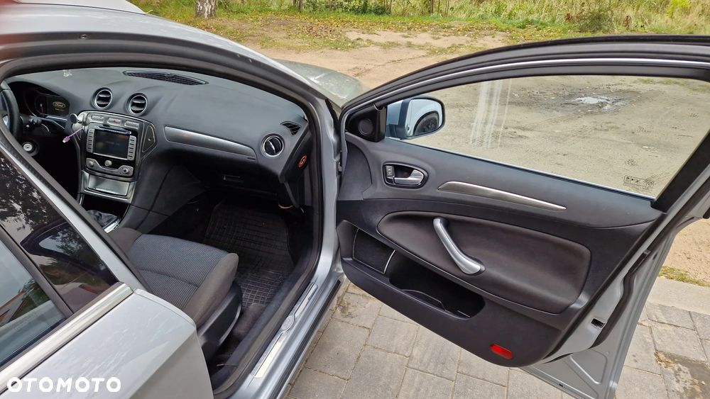 Ford Mondeo 2.0 Titanium - 15