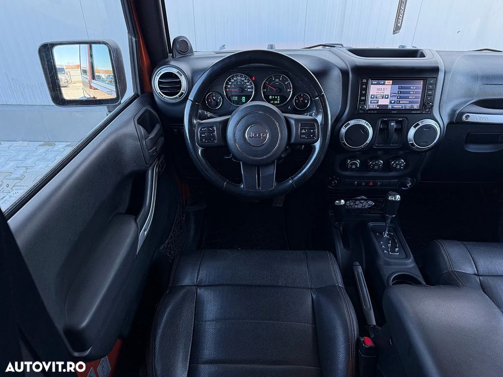 Jeep Wrangler 2.8 CRD AT Rubicon - 16