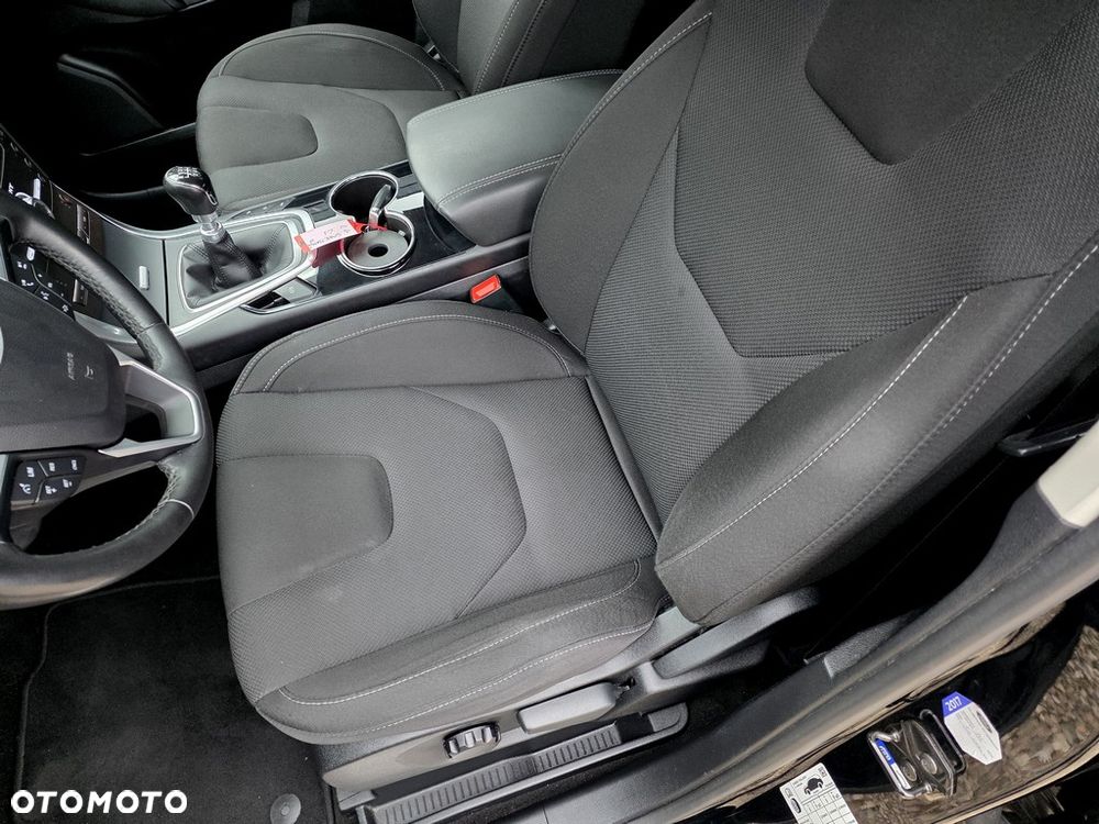 Ford S-Max 2.0 TDCi Titanium - 13