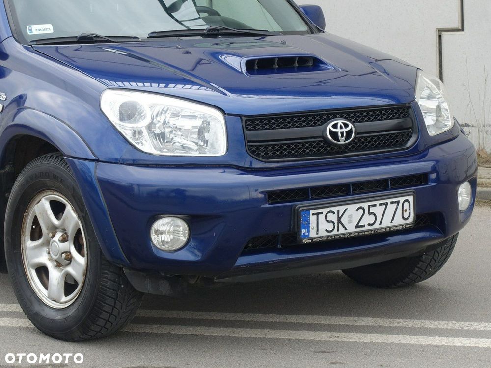 Toyota RAV4 D-4D 4x4 - 4